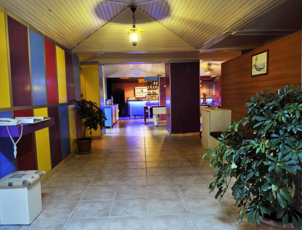 Sun Kiss Hotel Sidé Extérieur photo