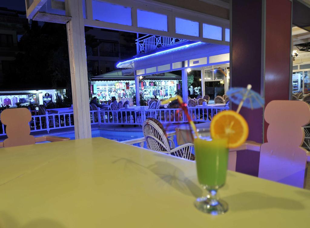 Sun Kiss Hotel Sidé Extérieur photo